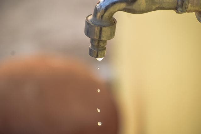 checking leaky faucets is one of our summer plumbing tips in Everett WA